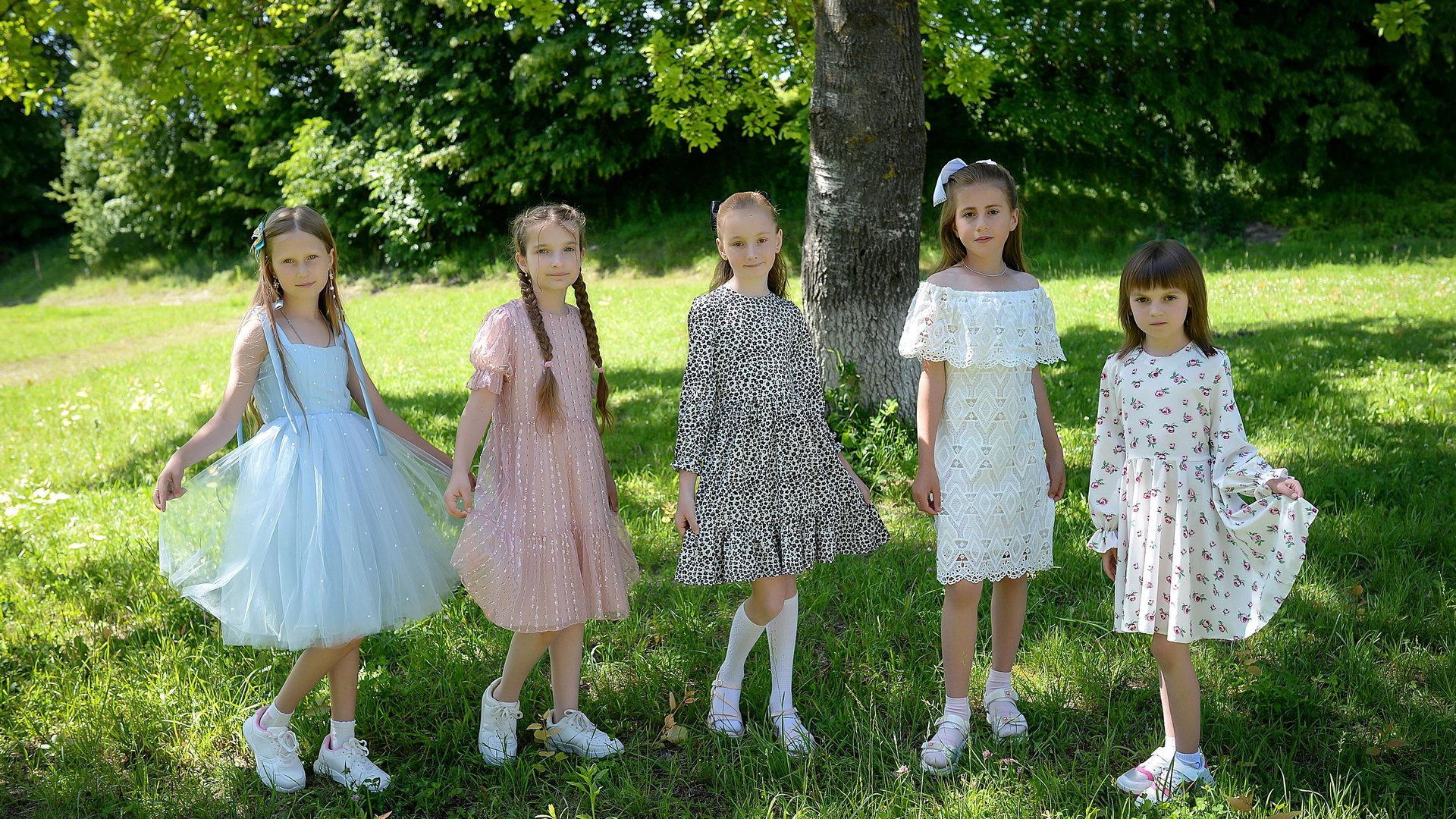 Bambini in abiti estivi colorati - saldi Chicco estate 2026