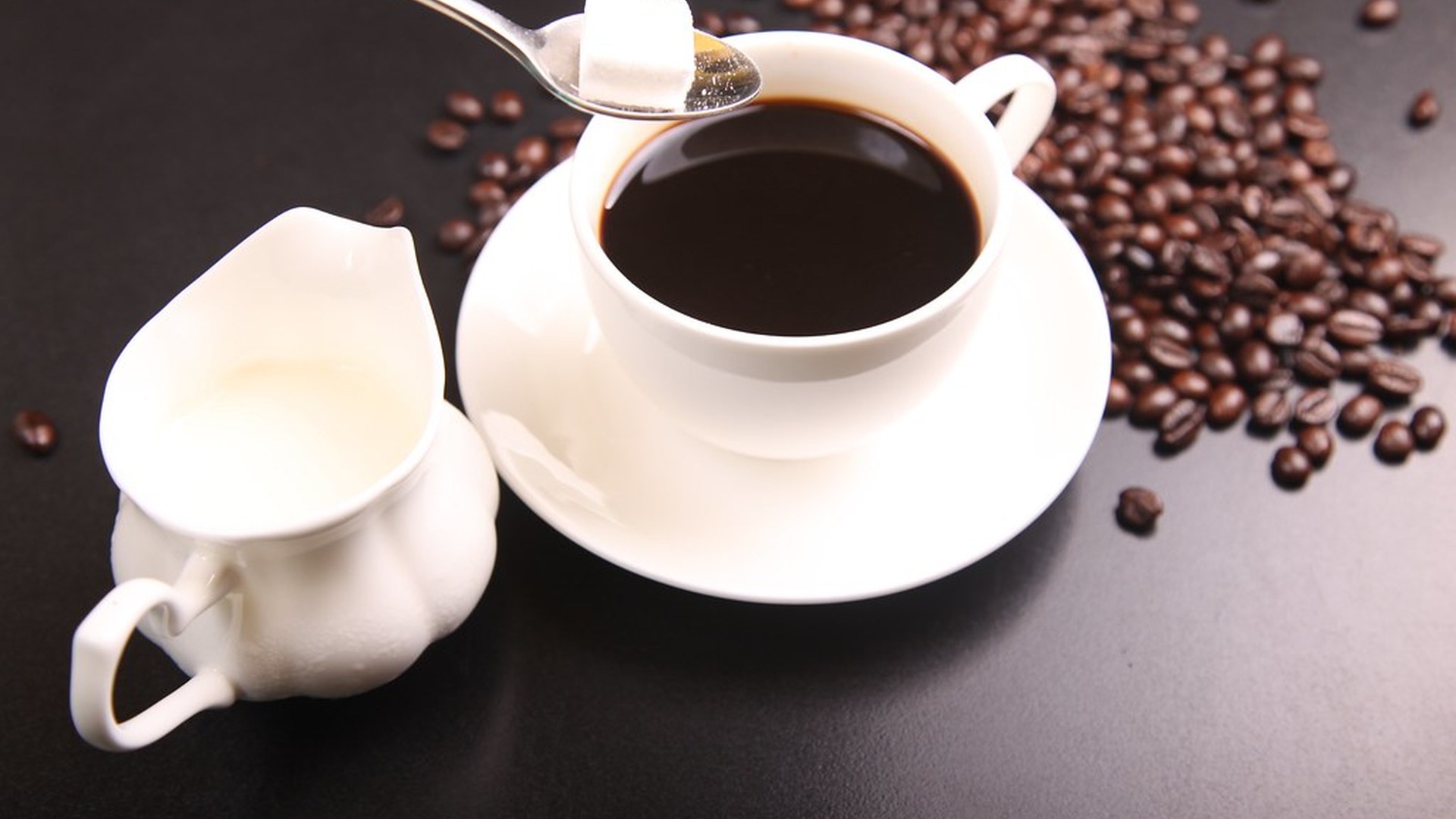 illy, caffè e macchine espresso in offerta a giugno 2026