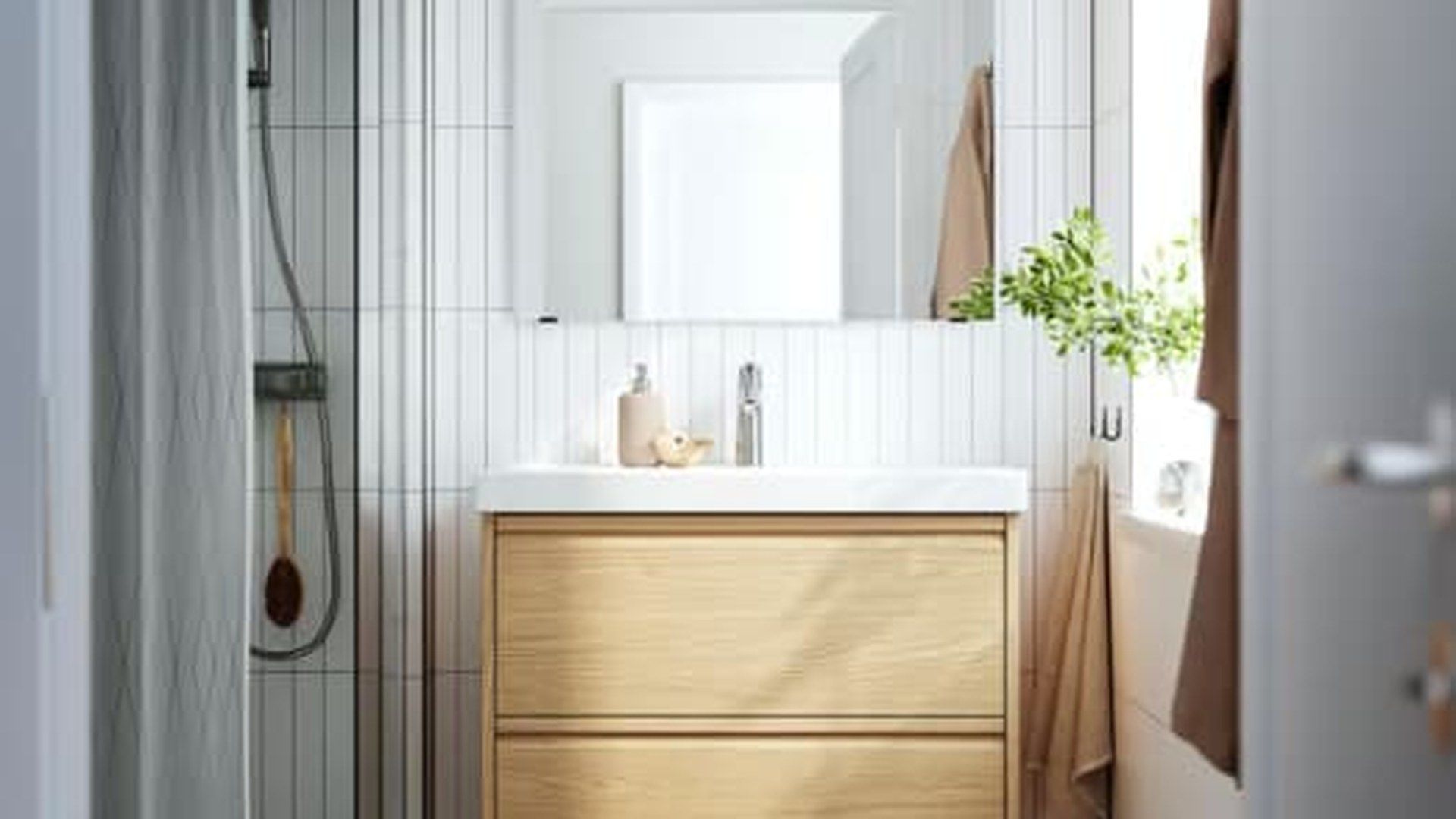 Composizioni bagno IKEA ÄNGSJÖN ENHET HAVBÄCK in sconto estate 2026