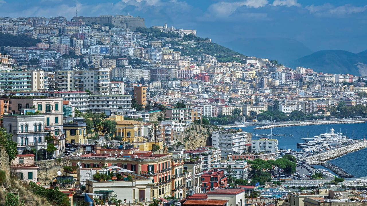 Tour Napoli 2026: vista sul golfo e sulla costiera